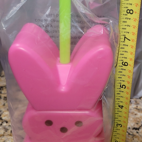 2 Pink peeps tumbler drink cups with straws. - Picture 3 of 4
